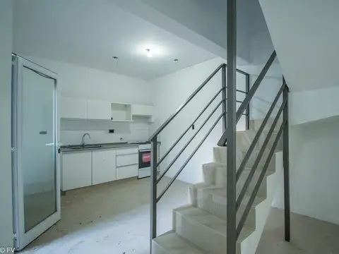 Casa 4 ambientes con 1 baño
