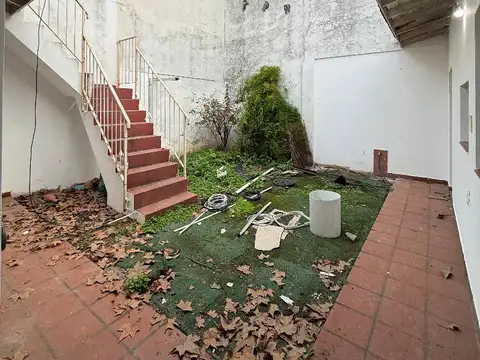 Depto Tipo Casa en Alquiler de 4 ambientes