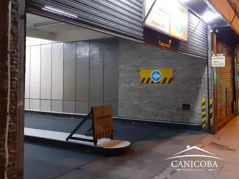 Cochera en Centro