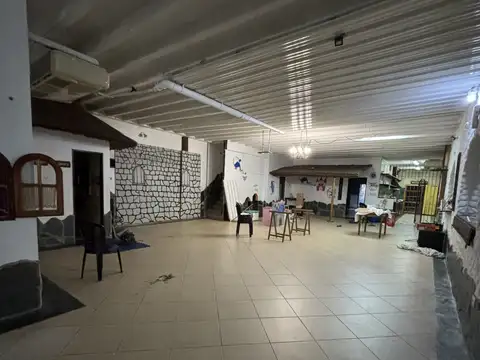 Local en Alquiler 40 años