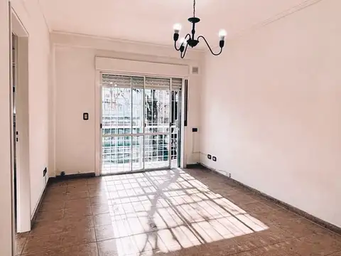 LISANDRO DE LA TORRE 900, Piso 1