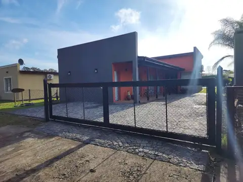 VENTA CASA 4 AMBIENTES PILETA LOMA VERDE ESCOBAR