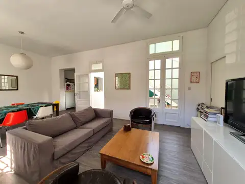 Depto Tipo Casa 4 ambientes con 2 baños