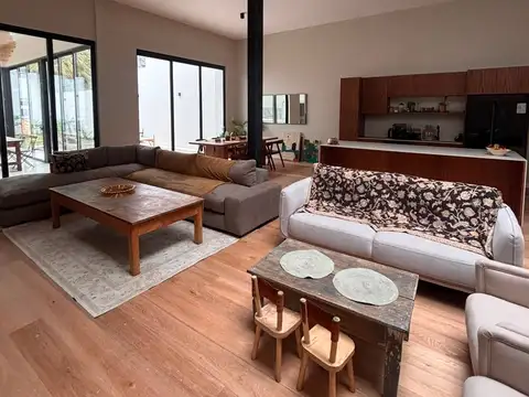 Casa en Venta de 5 dormitorios