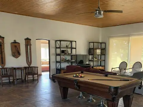 Casa 4 ambientes con 3 baños