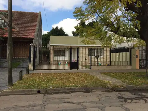 Vivienda en Justicia 69, Glew, Alte Brown