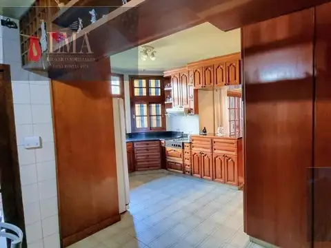 San Nicolas  al 4700