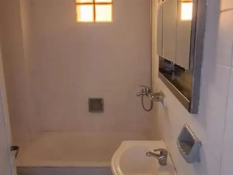 FLORESTA.SEGUROLA AL900. DTO.4 AMB.CON HERMOSO BALCON.MUY LU