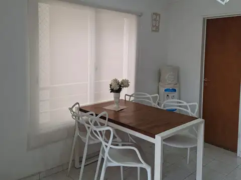 Departamento 4 ambientes con 2 baños