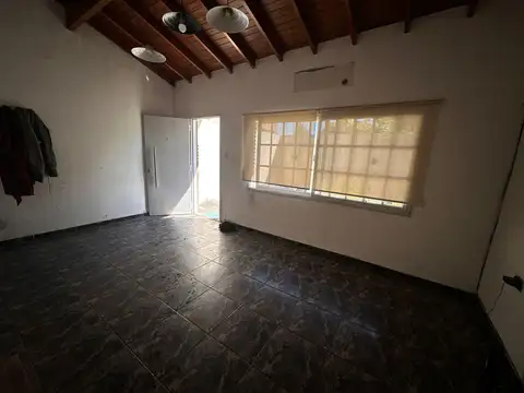 Depto Tipo Casa 3 ambientes con 5 baños