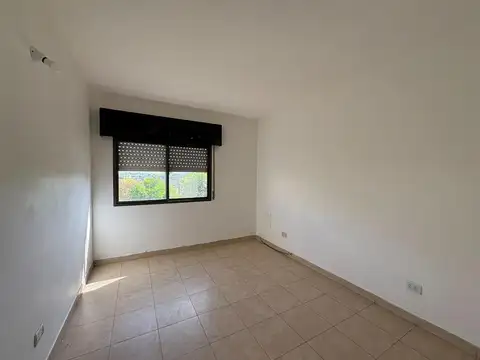 SALK N° 72, TORRE N° 8 PISO 3 dpto. B “Complejo Petroleros”