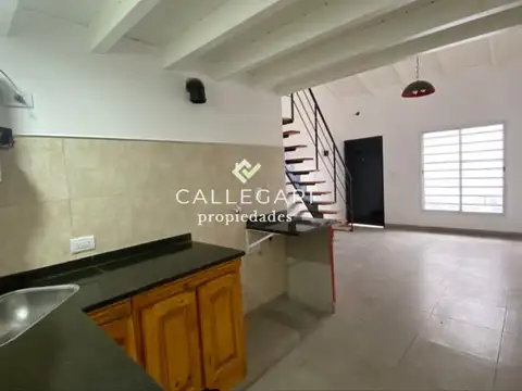 Departamento en Alquiler en Berazategui, $ 410.000