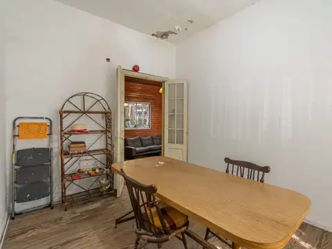 Casa 5 ambientes con 1 baño