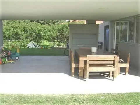 Casa en Venta en el Barrio Santa Maria de los Olivos