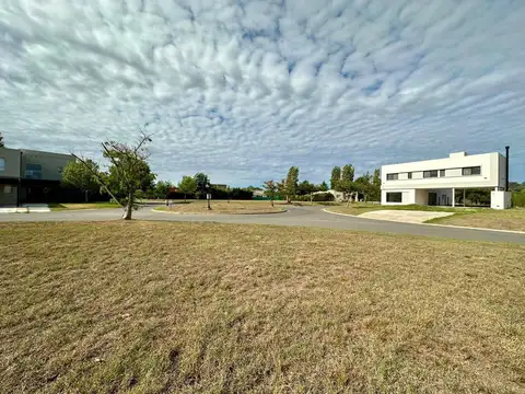 Terreno en Venta en Haras Santa Maria, USD 85.000