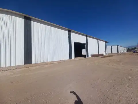 Galpon en Alquiler en Maipú, USD 12.500