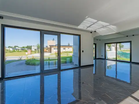 Casa en Venta en Arenas del Sur, USD 370.000