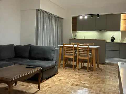Teodoro García 1900, Piso 1