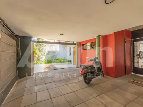 Casa en Venta en Turdera, USD 280.000