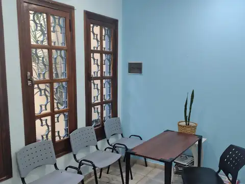 Oficina en Alquiler en Merlo Sur, $ 300.000