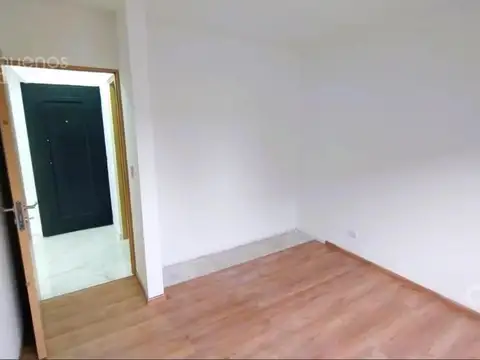 Departamento 2 ambientes con balcón y terraza en Haedo