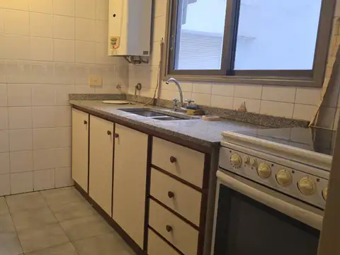 Departamento en Alquiler en Florida Mitre/Este, $ 850.000