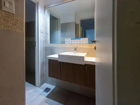 Departamento 6 ambientes con 2 baños