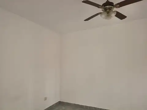 Casa en Alquiler en Barrio Granadero Baigorria, $ 450.000
