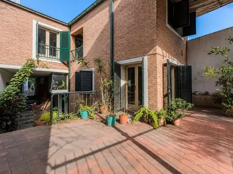 CASA VENTA NUÑEZ LOTE PROPIO CON COCHERA