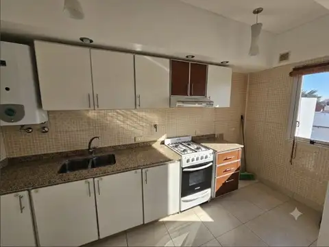 Departamento en Alquiler en Ramos Mejía, $ 600.000