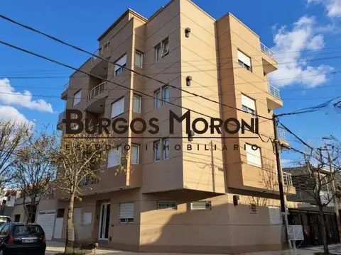 ALQUILER, DEPARTAMENTO 2 AMBIENTES SEMIPISO CON BALCON, CENTRICO, RAMOS MEJIA.
