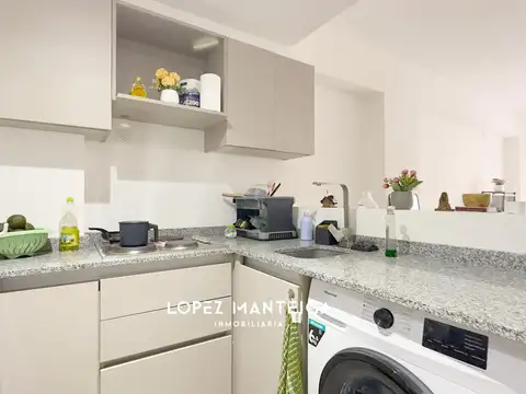 Monoambiente con balcón Venta en Villa Urquiza