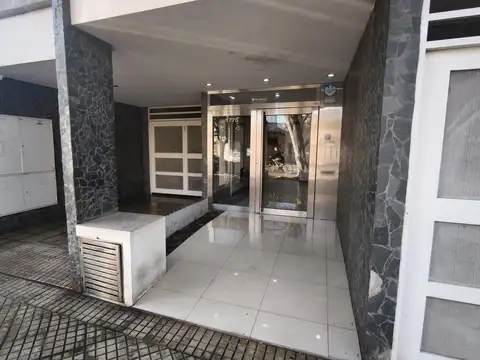 Departamento en Alquiler en Cinco Esquinas, $ 670.000