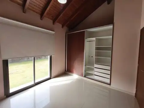 casa alquiler barrio privado chacras 3 habitacione