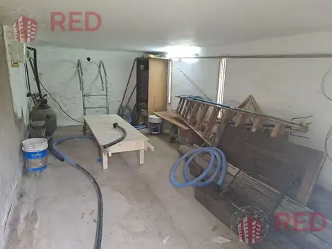 Casa en Venta con 3 cocheras