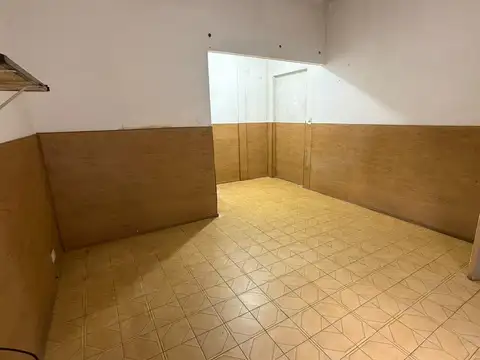 SIN EXPENSAS, Av la plata al 2400, PH 2 Ambientes a Reciclar, Limite Pompeya-Parque Patricios-Boedo