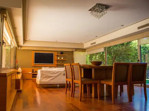 Casa en Venta en Funes, USD 880.000