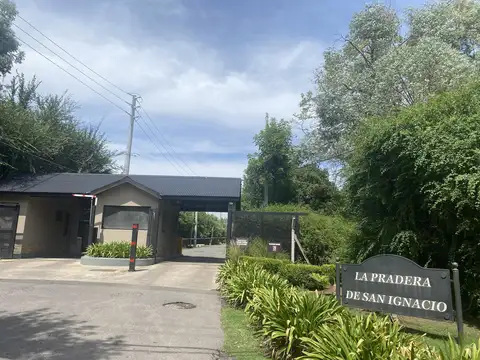 CASA A LA VENTA DE 4 AMBIENTES APTA CREDITO EN PRADERAS DE SAN IGNACIO