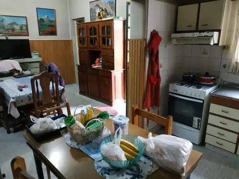 Casa 5 ambientes con 3 baños