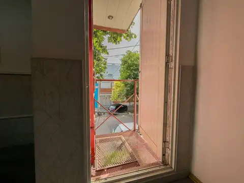 VENTA DE LOCAL COMERCIAL /OFICINAS EN LA PLATA