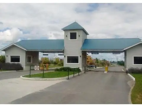Terreno en Venta en Laguna Azul, USD 13.500