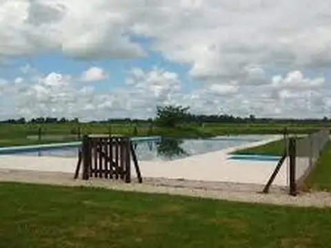 Pte.nestor Kirchner 11.300-laguna Azul-4manz 37c