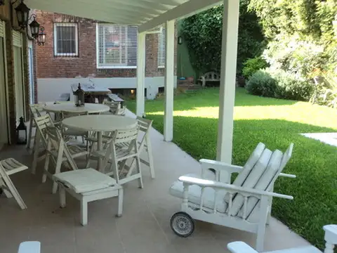 Casa en Alquiler Temporal en Victoria Barrio Centro, USD 5.000