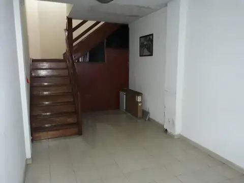 Oficina 5 ambientes con 3 baños