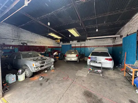 Galpon en Venta 10  mts Frente