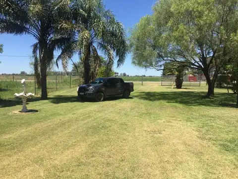 Quinta en Venta con 3 cocheras