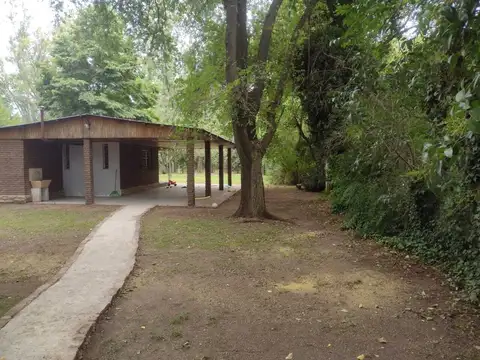 Casa 2 ambientes con 1 baño