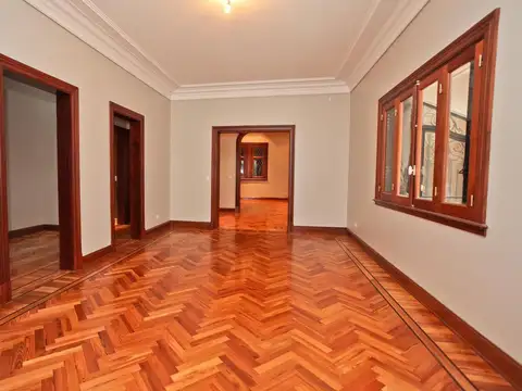 Casa en Alquiler al Oeste