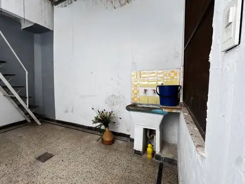 Depto Tipo Casa en Venta en Barrio España y Hospitales, USD 68.000