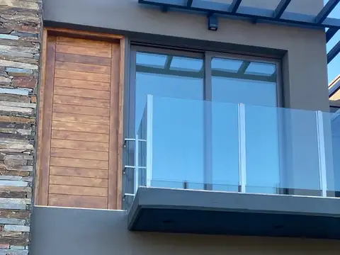 Depto Tipo Casa en Venta de 4 ambientes